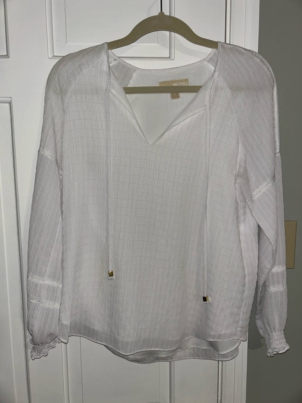 Michael Kors White Textured V-Neck boho with Gold Accents